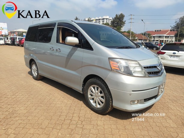 toyota-alphard-big-2