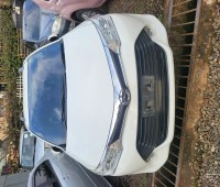 toyota-fielder-small-0