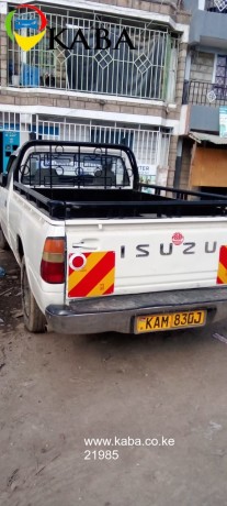 isuzu-pick-up-big-1