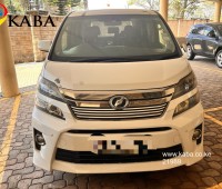 toyota-2012-vellfire-white-psv-small-0