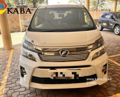 Toyota 2012 Vellfire White( PSV)