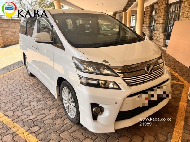 toyota-2012-vellfire-white-psv-big-2