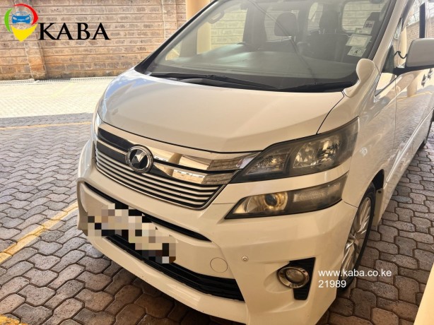 toyota-2012-vellfire-white-psv-big-1