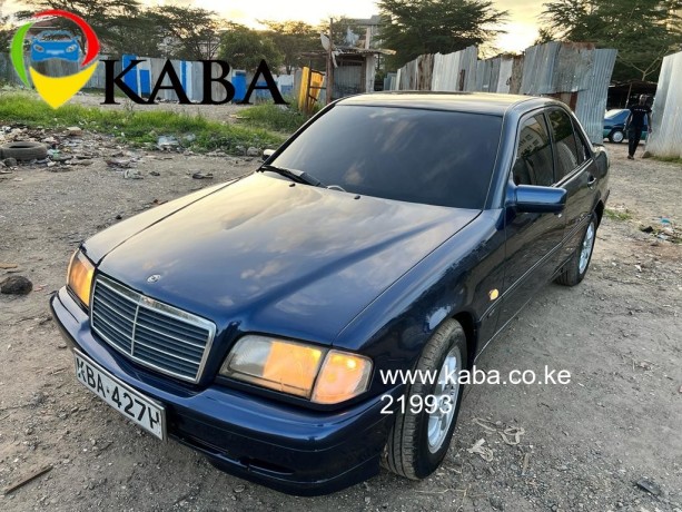 mercedes-benz-w202-big-0