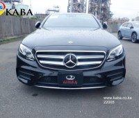 2017-mercedes-e250-sunroof-w213-small-0