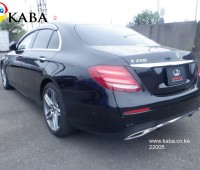 2017-mercedes-e250-sunroof-w213-small-7