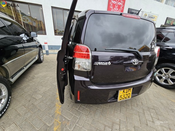 toyota-spade-for-sale-big-6