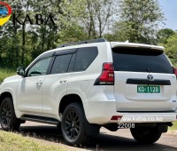 2023-toyota-land-cruiser-prado-txl-matte-black-diesel-small-5