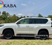 2023-toyota-land-cruiser-prado-txl-matte-black-diesel-small-3