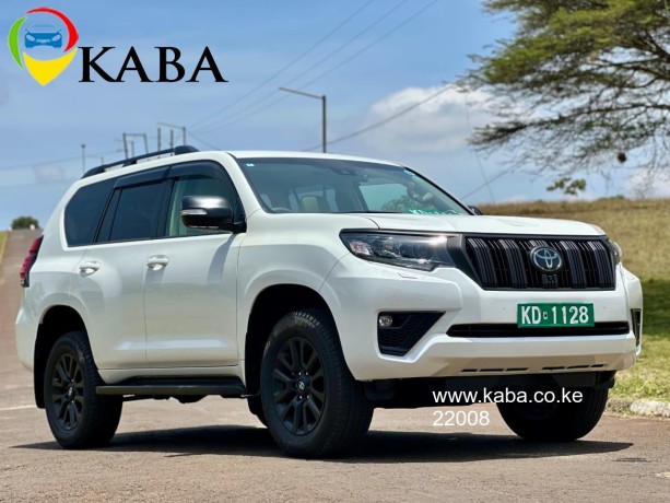 2023-toyota-land-cruiser-prado-txl-matte-black-diesel-big-6