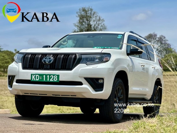 2023-toyota-land-cruiser-prado-txl-matte-black-diesel-big-7