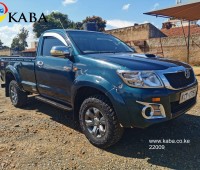 toyota-hilux-2014-4wd-single-cab-eldoret-small-3