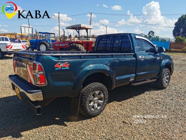 toyota-hilux-2014-4wd-single-cab-eldoret-big-9