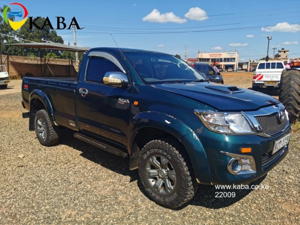 toyota-hilux-2014-4wd-single-cab-eldoret-big-5