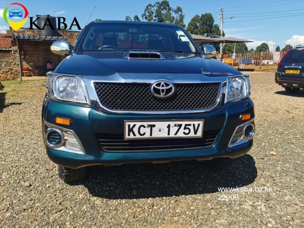 toyota-hilux-2014-4wd-single-cab-eldoret-big-2