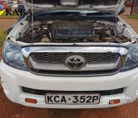 toyota-hilux-2014-4wd-single-cab-white-eldoret-small-1