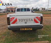 toyota-hilux-2014-4wd-single-cab-white-eldoret-small-6