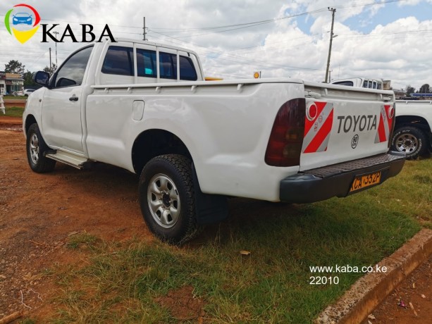 toyota-hilux-2014-4wd-single-cab-white-eldoret-big-5