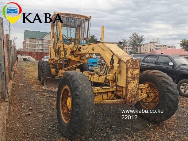 caterpillar-120b-motor-grader-big-5