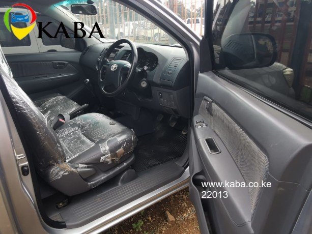 toyota-hilux-2015-single-cab-pickup-eldoret-big-4