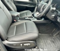 toyota-hilux-double-cabin-small-6