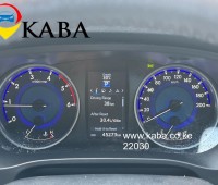 toyota-hilux-double-cabin-small-9