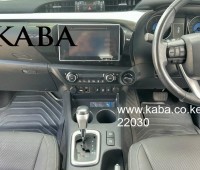 toyota-hilux-double-cabin-small-7