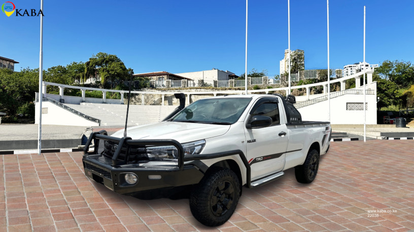 hilux-single-cabin-big-2