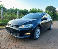 volkswagen-golf-variant-2016-small-1