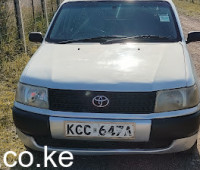 toyota-probox-2008-small-1