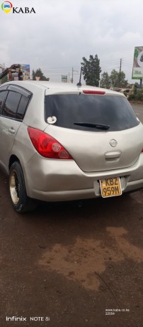 nissan-tiida-hatchback-big-6