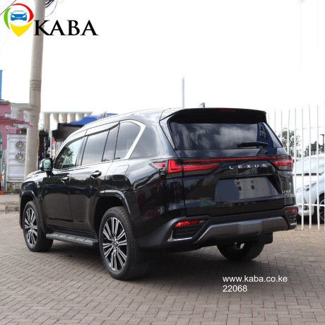 2023-lexus-lx-600-big-3