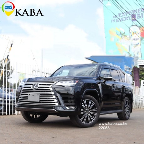 2023-lexus-lx-600-big-0