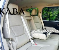 2023-toyota-landcruiser-300-small-3