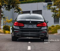 2017-mercedes-benz-530i-small-4