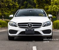 2017-mercedes-benz-c250-small-2