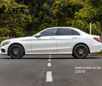 2017-mercedes-benz-c250-small-0