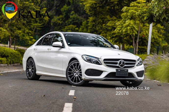 2017-mercedes-benz-c250-big-6