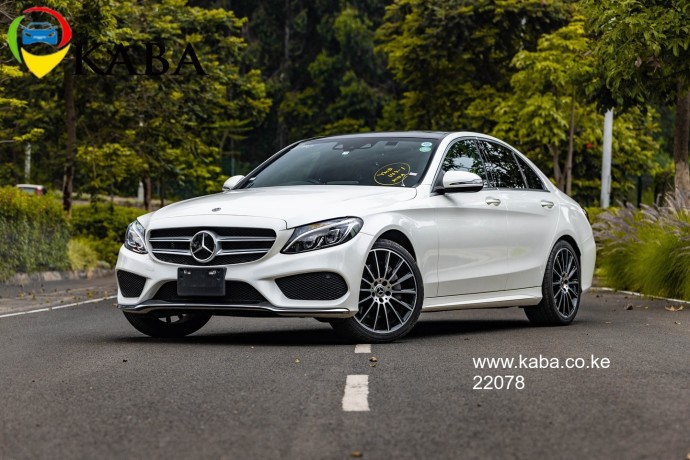 2017-mercedes-benz-c250-big-3