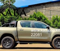 2020-toyota-hilux-small-6