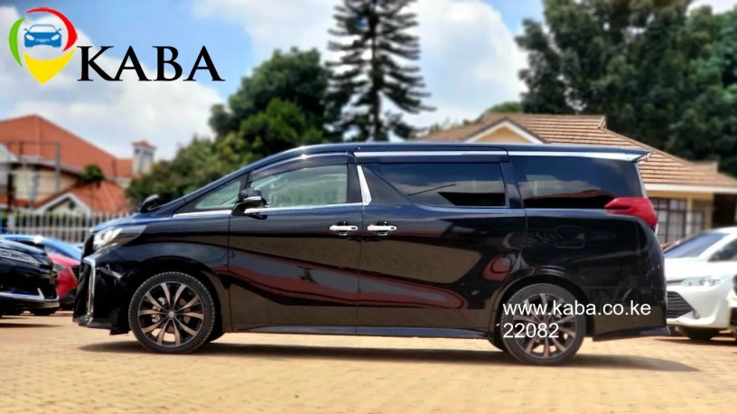 2017-toyota-alphard-big-0