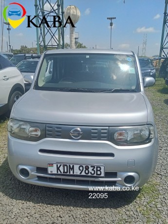 2015-nissan-cube-big-0