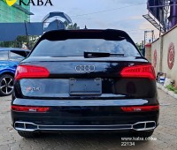 2019-audi-sq5-small-4