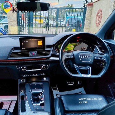 2019-audi-sq5-big-1