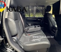 2017-lexus-lx-570-petrol-small-5