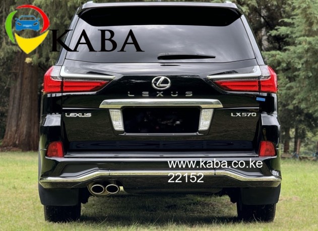 2017-lexus-lx-570-petrol-big-2