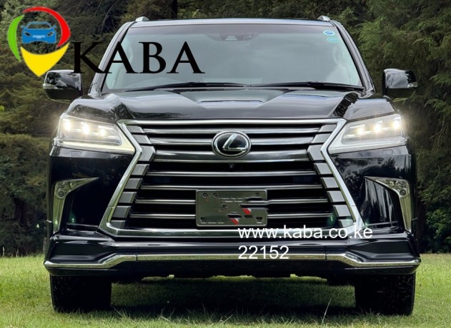 2017-lexus-lx-570-petrol-big-1