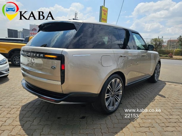 2022-range-rover-vogue-big-1