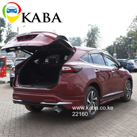 2018-toyota-harrier-big-2