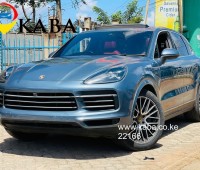 2018-porsche-cayenne-small-9